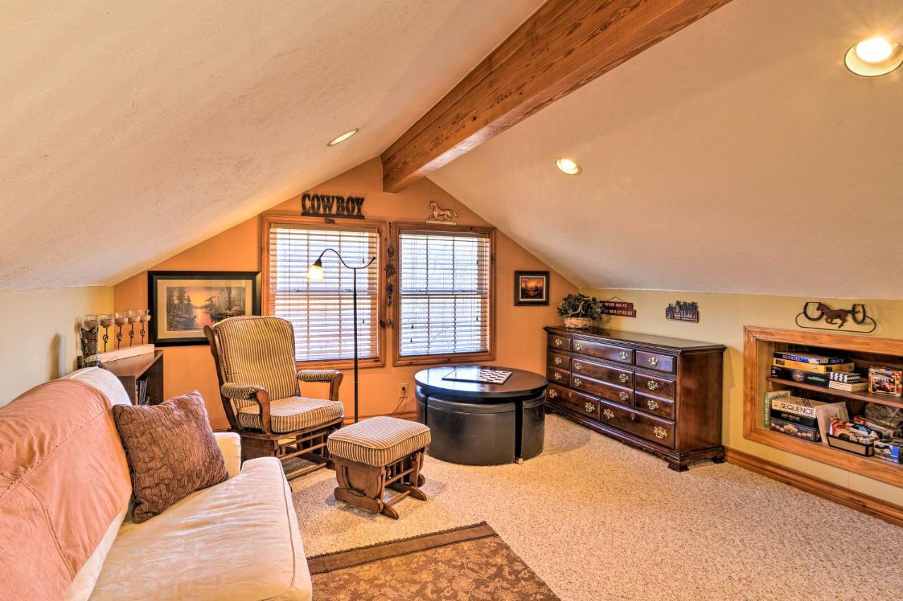 Private Family Home With Deck, Porch And Forest Views! McComas Beach 外观 照片