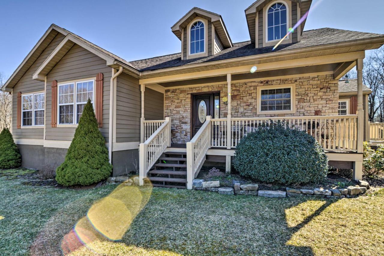 Private Family Home With Deck, Porch And Forest Views! McComas Beach 外观 照片