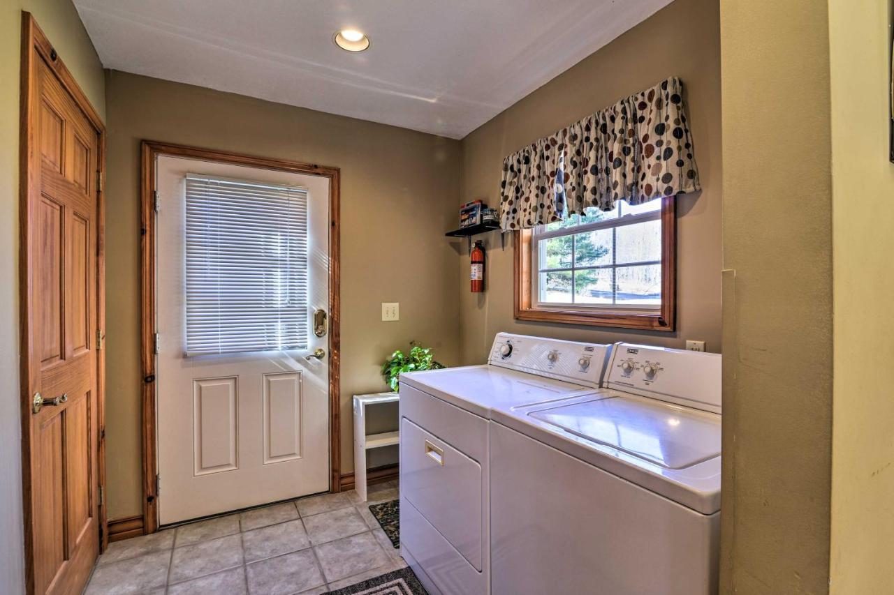 Private Family Home With Deck, Porch And Forest Views! McComas Beach 外观 照片